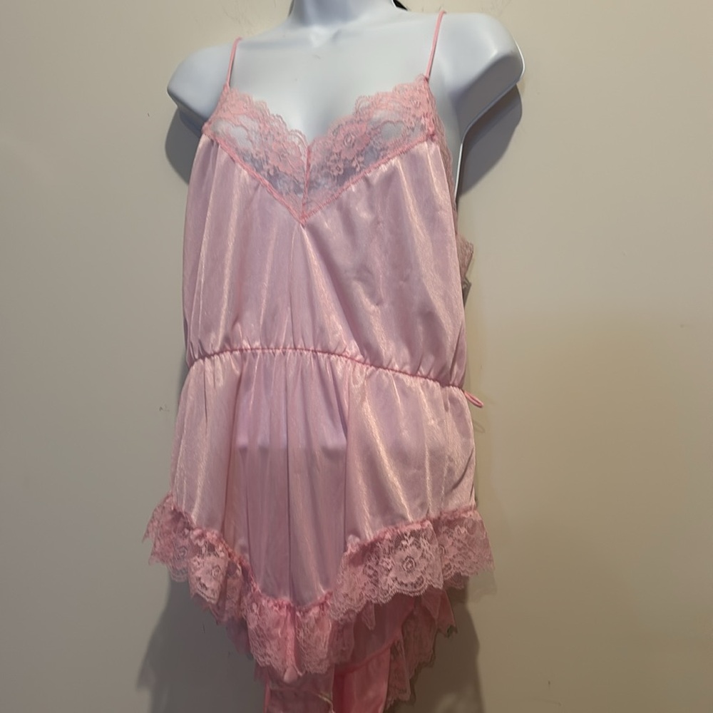 Vintage Vintage Alana Gale Nylon Lingerie Women’s Pink Frilly Lace Teddy